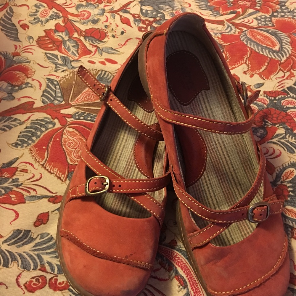Born Red Flats with Buckle Detail